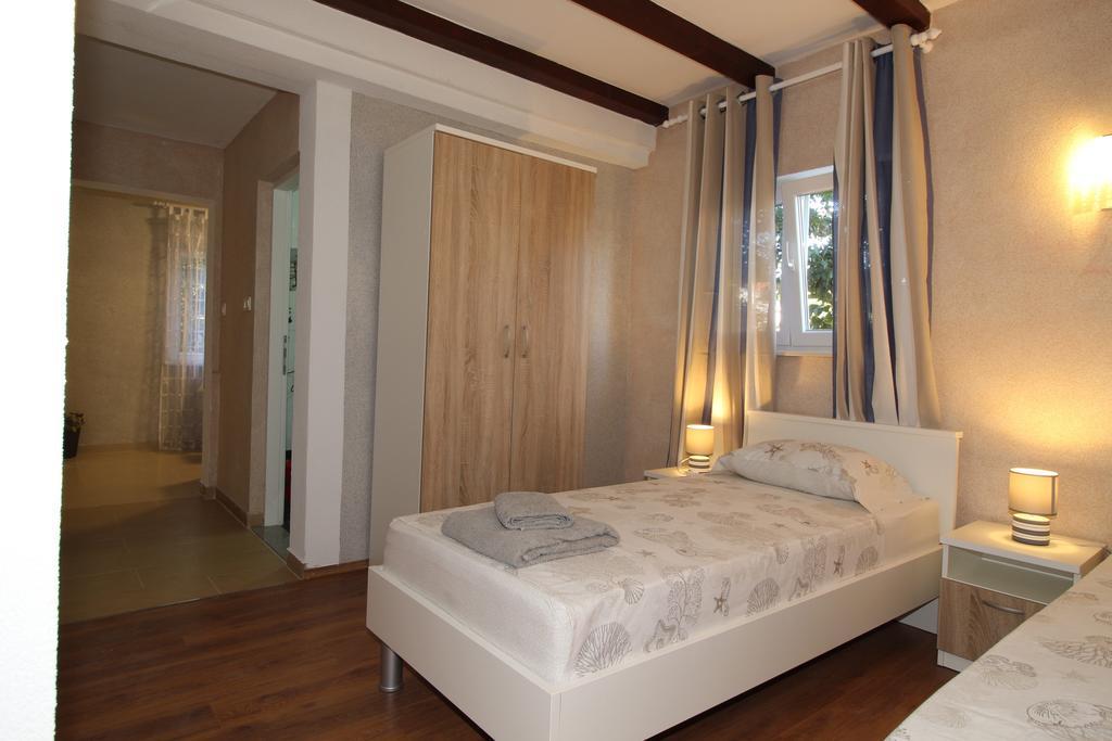 Bed And Breakfast Porto Del Mar Medulin Exterior foto