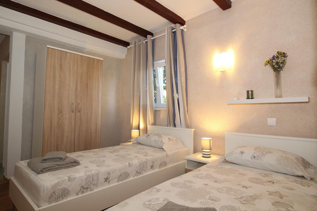 Bed And Breakfast Porto Del Mar Medulin Exterior foto