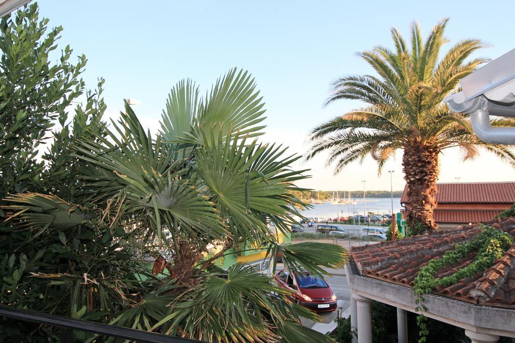 Bed And Breakfast Porto Del Mar Medulin Exterior foto